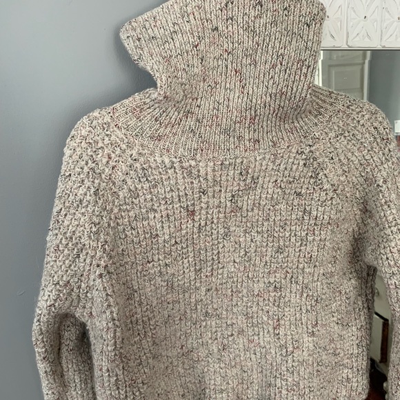 Silver pink and white turtle neck sweater - Picture 2 of 2
